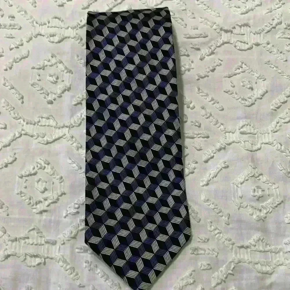 Avanzini 100% Silk Handmade In Italy Men's Tie - Picture 4 of 4
